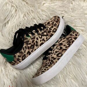 Adidas Cheetah low top shoe :::SOLD:::
